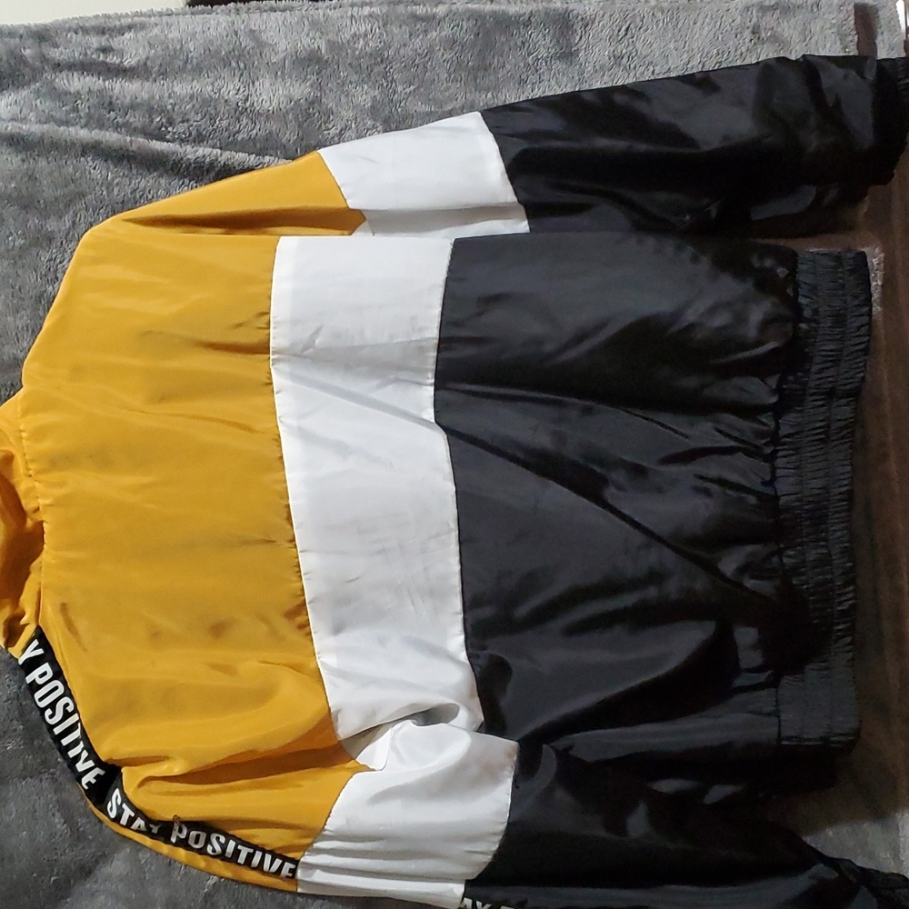 Jacket - Picture 8 of 9